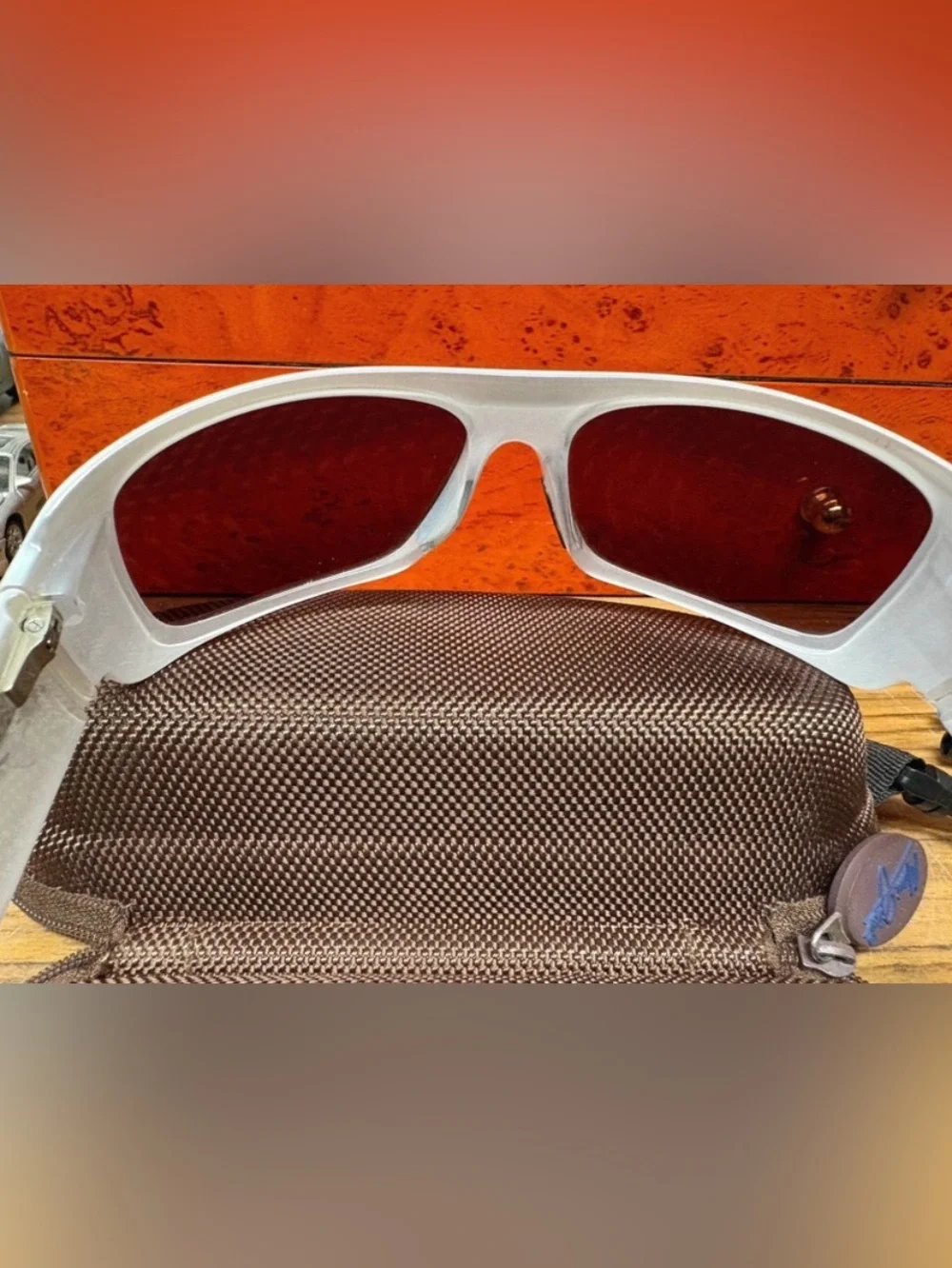Maui Jim Five Caves MJ283-05 White Maui Rose Polarized Sunglasses + Case